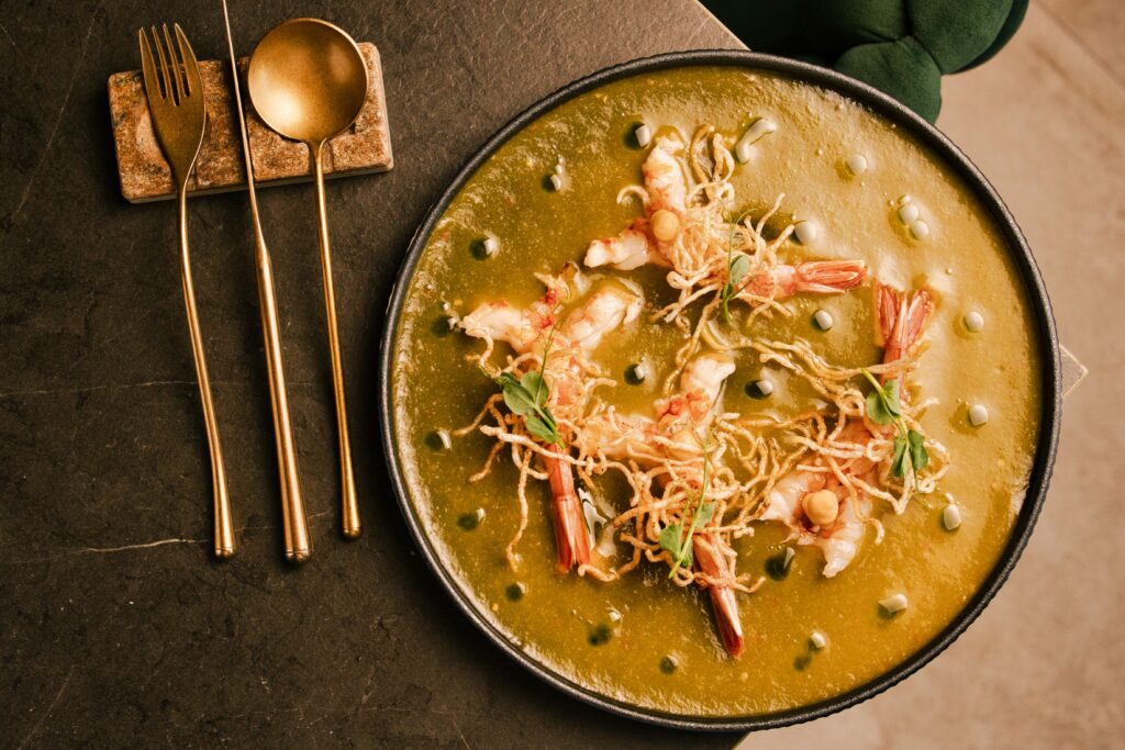 Tiradito de Gambón braseado, Kimchi mayo y arroz frito